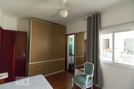 Casa à venda com 201m², 3 quartos e 4 vagas Casa à venda com 201m², 3 quartos e 4 vagasSuíte 3