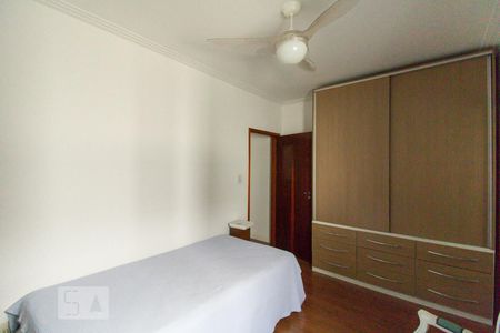 Casa à venda com 201m², 3 quartos e 4 vagas Casa à venda com 201m², 3 quartos e 4 vagasSuíte 3