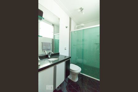 Casa à venda com 201m², 3 quartos e 4 vagas Casa à venda com 201m², 3 quartos e 4 vagasBanheiro Suíte 3