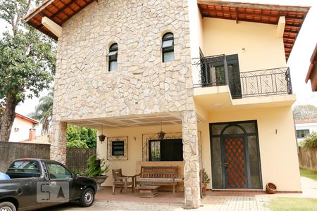 Casa à venda com 400m², 5 quartos e 8 vagasFachada