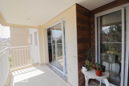 Apartamento à venda com 115m², 4 quartos e 2 vagas Apartamento à venda com 115m², 4 quartos e 2 vagasVaranda da Sala