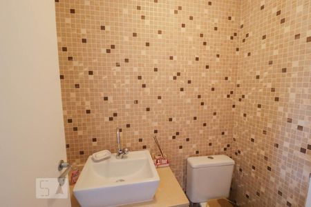 Apartamento à venda com 115m², 4 quartos e 2 vagas Apartamento à venda com 115m², 4 quartos e 2 vagasLavabo