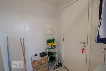 Apartamento à venda com 115m², 4 quartos e 2 vagas Apartamento à venda com 115m², 4 quartos e 2 vagasÁrea de Serviço