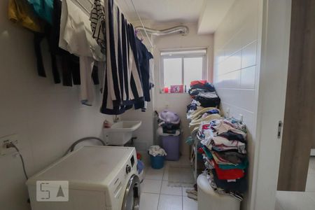 Apartamento à venda com 115m², 4 quartos e 2 vagas Apartamento à venda com 115m², 4 quartos e 2 vagasÁrea de Serviço