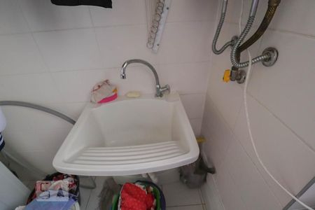 Apartamento à venda com 115m², 4 quartos e 2 vagas Apartamento à venda com 115m², 4 quartos e 2 vagasÁrea de Serviço