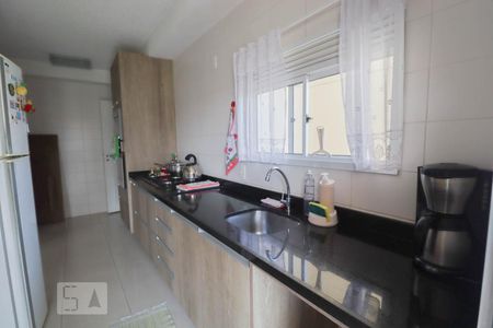 Apartamento à venda com 115m², 4 quartos e 2 vagas Apartamento à venda com 115m², 4 quartos e 2 vagasCozinha