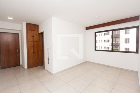 Sala de apartamento para alugar com 1 quarto, 50m² em Vila Nova Conceição, São Paulo