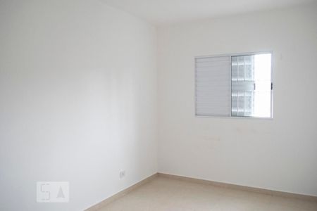 QUARTO 1 de apartamento para alugar com 2 quartos, 50m² em Parque Peruche, São Paulo
