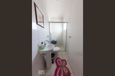 Casa à venda com 162m², 3 quartos e 3 vagasBanheiro da Suíte 2