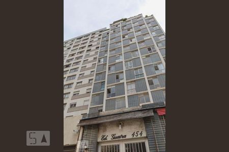 Studio para alugar com 34m², 1 quarto e sem vaga Studio para alugar com 34m², 1 quarto e sem vagaFachada