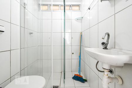 Studio para alugar com 34m², 1 quarto e sem vaga Studio para alugar com 34m², 1 quarto e sem vagaBanheiro