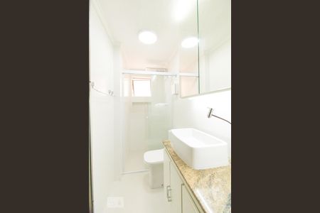 Apartamento à venda com 75m², 2 quartos e 1 vagaBanheiro Quarto 2 - Suíte