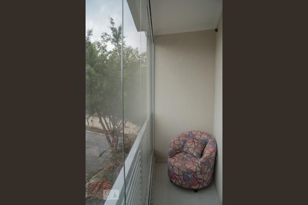 Apartamento à venda com 140m², 2 quartos e 2 vagas Apartamento à venda com 140m², 2 quartos e 2 vagasSacada Suite