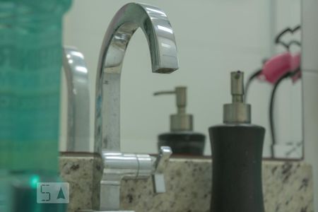 Apartamento à venda com 140m², 2 quartos e 2 vagas Apartamento à venda com 140m², 2 quartos e 2 vagasBanheiro