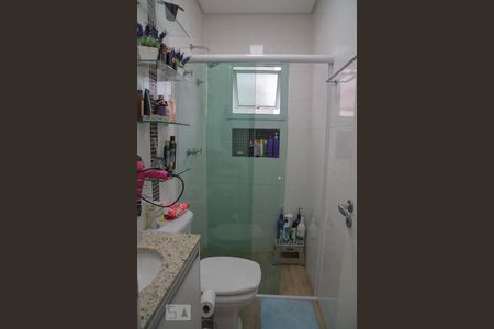 Apartamento à venda com 140m², 2 quartos e 2 vagas Apartamento à venda com 140m², 2 quartos e 2 vagasBanheiro