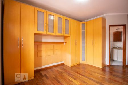 Casa à venda com 150m², 3 quartos e 2 vagas Casa à venda com 150m², 3 quartos e 2 vagasQuarto Suíte