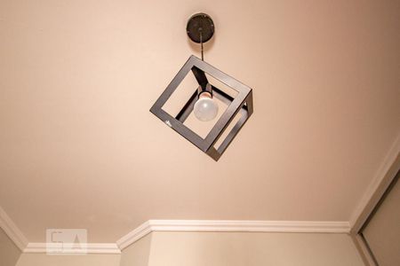 Casa à venda com 150m², 3 quartos e 2 vagas Casa à venda com 150m², 3 quartos e 2 vagasDetalhe