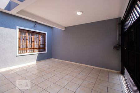 Casa à venda com 150m², 3 quartos e 2 vagas Casa à venda com 150m², 3 quartos e 2 vagasGaragem