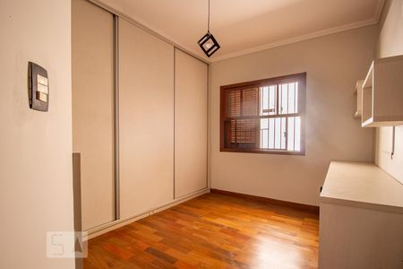 Casa à venda com 150m², 3 quartos e 2 vagas Casa à venda com 150m², 3 quartos e 2 vagasQuarto 2