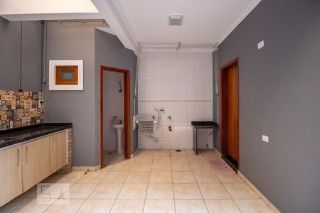 Casa à venda com 150m², 3 quartos e 2 vagas Casa à venda com 150m², 3 quartos e 2 vagasÁrea de Serviço