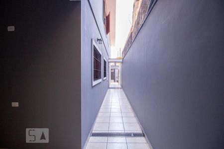 Casa à venda com 150m², 3 quartos e 2 vagas Casa à venda com 150m², 3 quartos e 2 vagasCorredor