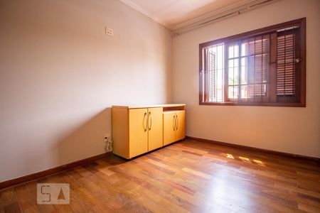 Casa à venda com 150m², 3 quartos e 2 vagas Casa à venda com 150m², 3 quartos e 2 vagasQuarto Suíte