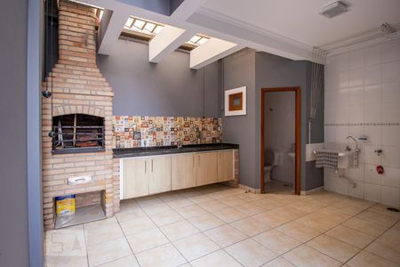 Casa à venda com 150m², 3 quartos e 2 vagas Casa à venda com 150m², 3 quartos e 2 vagasChurrasqueira