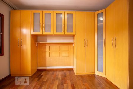 Casa à venda com 150m², 3 quartos e 2 vagas Casa à venda com 150m², 3 quartos e 2 vagasQuarto Suíte