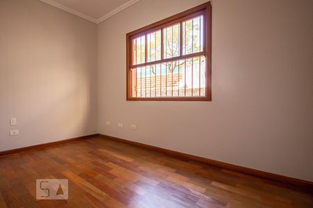 Casa à venda com 150m², 3 quartos e 2 vagas Casa à venda com 150m², 3 quartos e 2 vagasQuarto 3