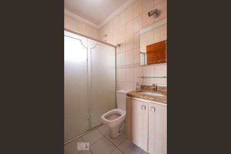 Casa à venda com 150m², 3 quartos e 2 vagas Casa à venda com 150m², 3 quartos e 2 vagasBanheiro da Suíte