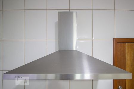 Casa à venda com 150m², 3 quartos e 2 vagas Casa à venda com 150m², 3 quartos e 2 vagasCozinha