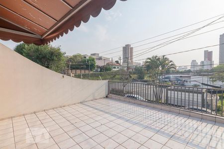 Casa à venda com 186m², 3 quartos e 2 vagas Casa à venda com 186m², 3 quartos e 2 vagasTerraço da Suíte