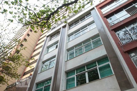 Apartamento à venda com 250m², 3 quartos e 1 vaga Apartamento à venda com 250m², 3 quartos e 1 vagaFachada do Prédio