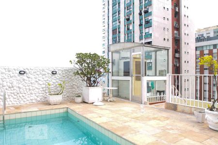 Apartamento à venda com 250m², 3 quartos e 1 vaga Apartamento à venda com 250m², 3 quartos e 1 vagaCobertura - Piscina