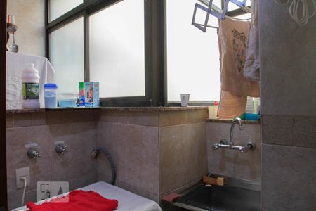 Apartamento à venda com 250m², 3 quartos e 1 vaga Apartamento à venda com 250m², 3 quartos e 1 vagaÁrea de Serviço