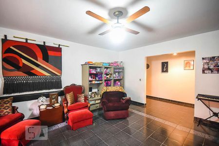 Casa à venda com 636m², 4 quartos e 6 vagasSala de tv 2