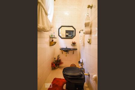 Casa à venda com 636m², 4 quartos e 6 vagasLavabo