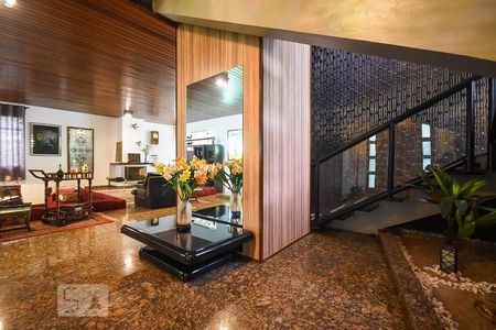 Casa à venda com 636m², 4 quartos e 6 vagasHall de entrada