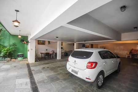 Casa à venda com 636m², 4 quartos e 6 vagasGaragem