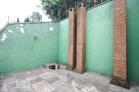 Casa à venda com 636m², 4 quartos e 6 vagasTerraço