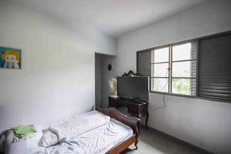 Casa à venda com 636m², 4 quartos e 6 vagasQuarto de serviço 1