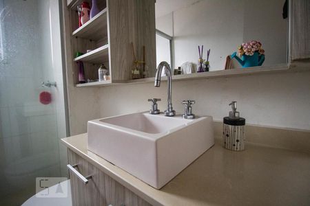 Apartamento à venda com 60m², 2 quartos e 1 vaga Apartamento à venda com 60m², 2 quartos e 1 vagaBanheiro - Torneira