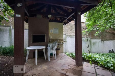 Apartamento à venda com 60m², 2 quartos e 1 vaga Apartamento à venda com 60m², 2 quartos e 1 vagaÁrea comum - Churrasqueira