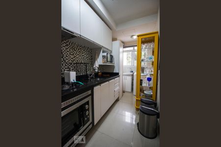 Apartamento à venda com 60m², 2 quartos e 1 vaga Apartamento à venda com 60m², 2 quartos e 1 vagaCozinha e Área de Serviço