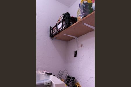 Casa à venda com 250m², 9 quartos e 3 vagas Casa à venda com 250m², 9 quartos e 3 vagasLavanderia