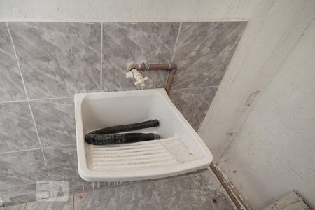 Casa de condomínio à venda com 112m², 3 quartos e sem vaga Casa de condomínio à venda com 112m², 3 quartos e sem vagaLavanderia