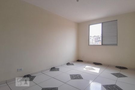 Quarto 1 de apartamento para alugar com 3 quartos, 60m² em Vila Zat, São Paulo