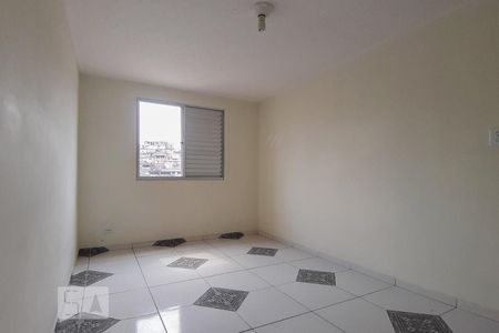 Quarto 1 de apartamento para alugar com 3 quartos, 60m² em Vila Zat, São Paulo