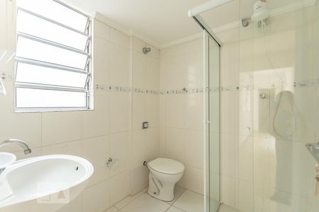 Casa à venda com 200m², 3 quartos e 1 vagaBanheiro Suíte 2