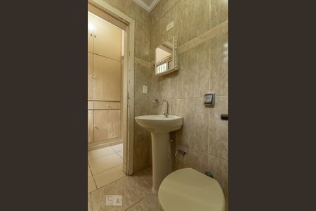 Casa à venda com 200m², 3 quartos e 1 vagaBanheiro Suíte 1